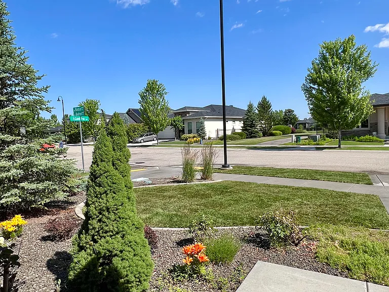 4217 W Bolton Dr — Photo 28