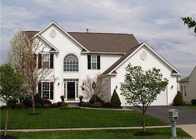 1st image of 21 Parkedge Dr