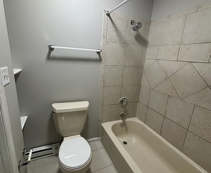 119 S Carrollton Ave — Photo 6