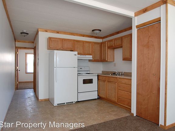 5th image of 525 E Douglas St APT 1