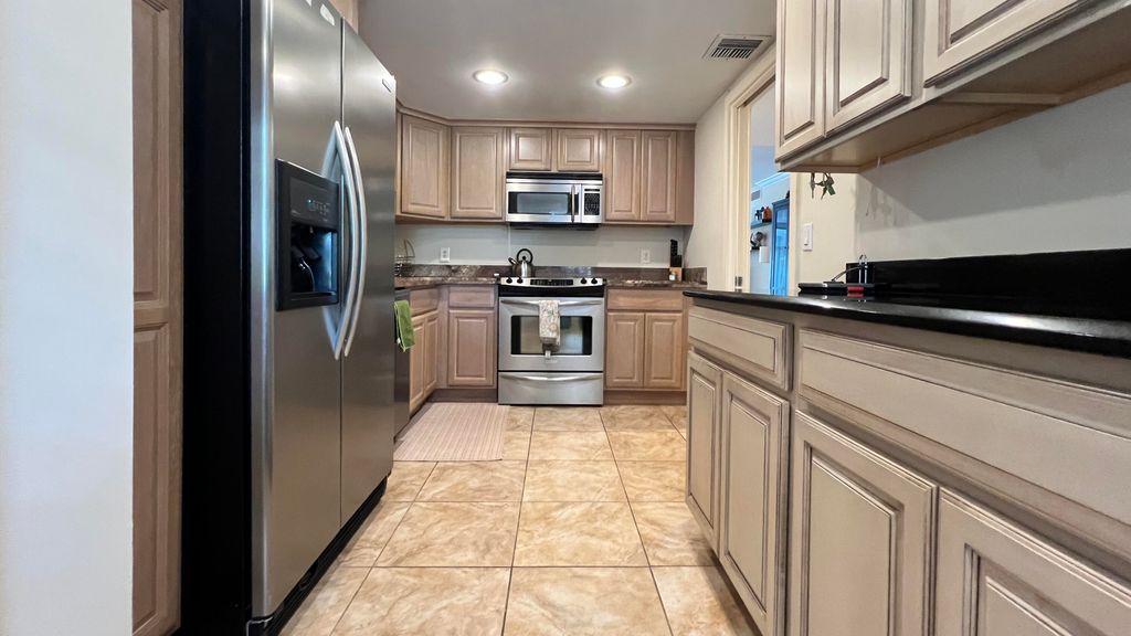 4017 N Cypress Dr APT 101, photo 9