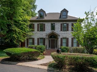 49 Green Vw, Nashville, TN 37205