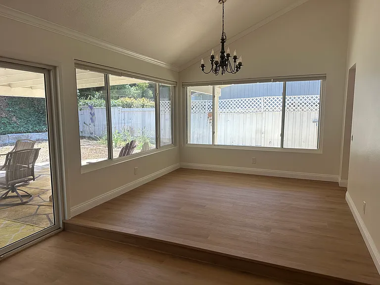 2828 E Wasatch Ct — Photo 4