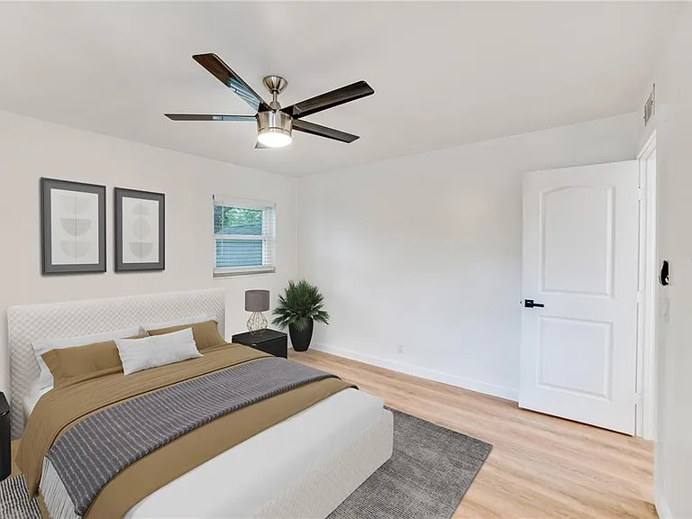 4413 W Rogers Ave — Photo 18