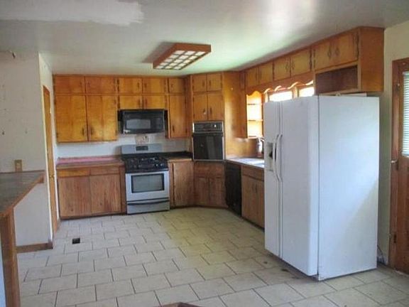 5th image of 3701 N 65th St