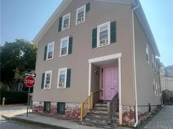 27 Mount Vernon St, Newport, RI