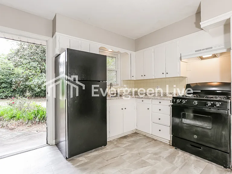 22 Glenmere Dr — Photo 7
