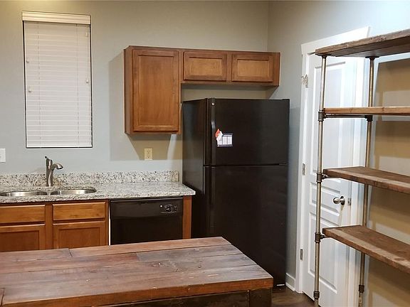 2nd image of 10546 E 29th Dr