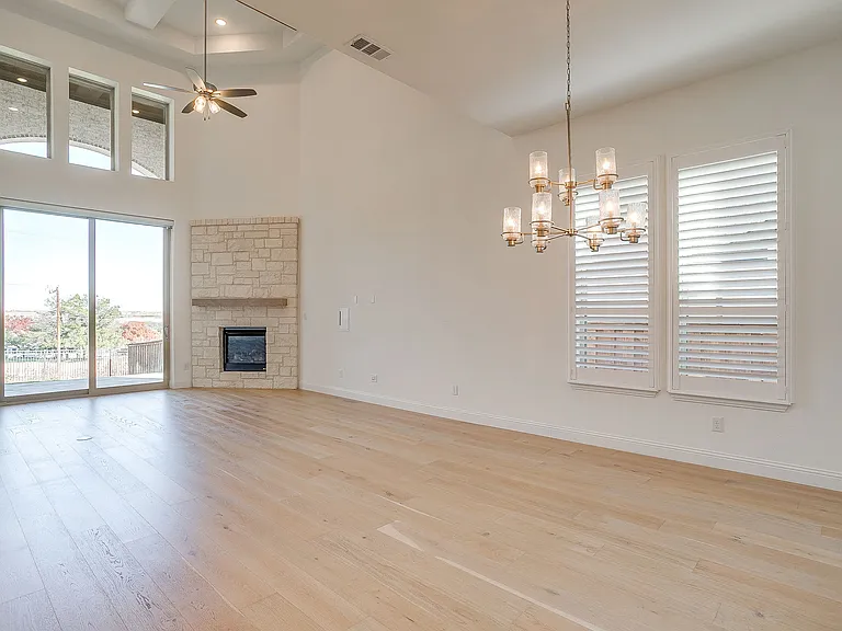 14328 Capridge Rd — Photo 7