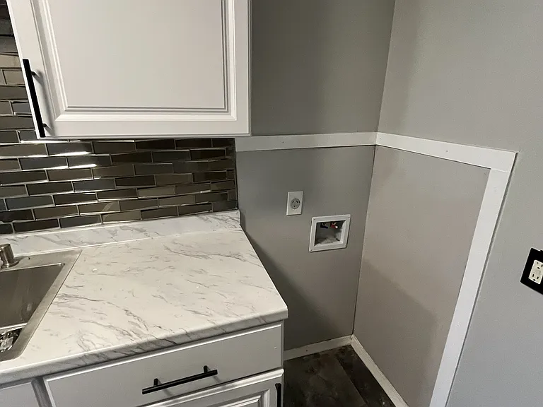 2414 Hancock Ave #2418 — Photo 4