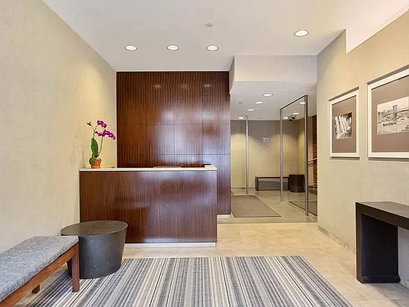 5th image of 100 Atlantic Ave APT 1E