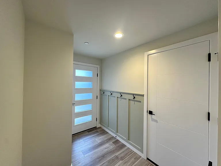 2527 Gibson Rd #D5 — Photo 5