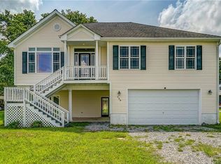 159 Sandy Beach Rd, Dunnsville, VA 22454