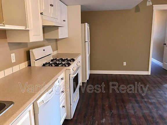 2nd image of 2231B Sunview Dr