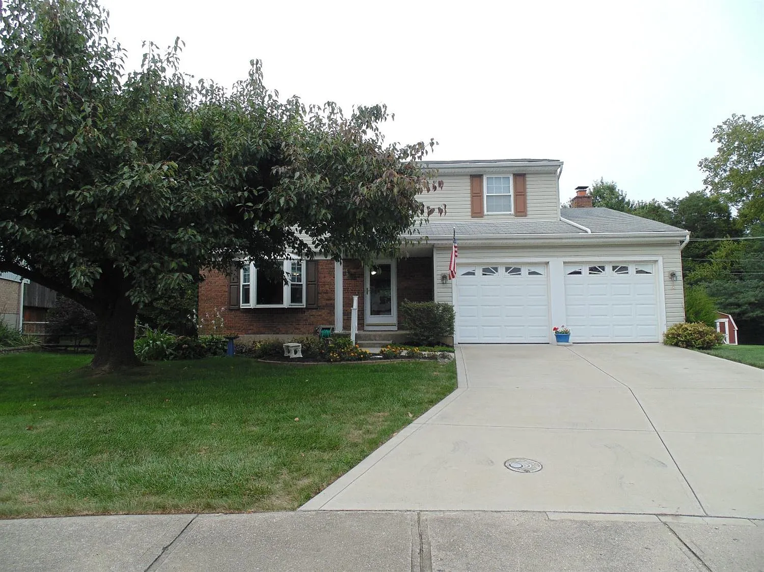 4966 Troubador Ct photo 1