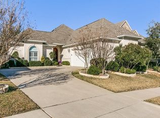 4900 Ridge Cir, Benbrook, TX 76126
