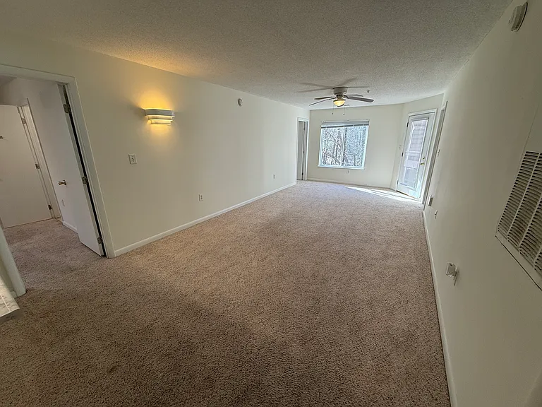 Lake Park Co-living Rooms — Photo 51