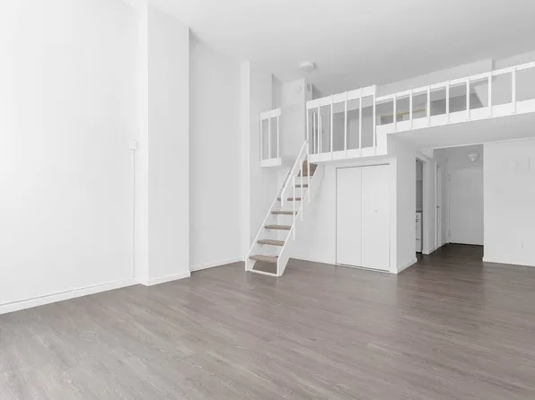 88 Fulton Street image 3 of 7