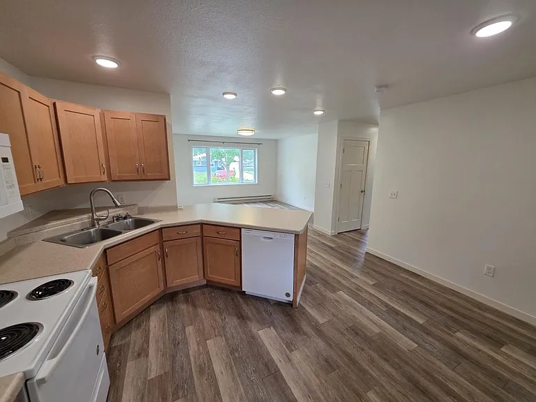 1315 Butts Ave #1 — Photo 16