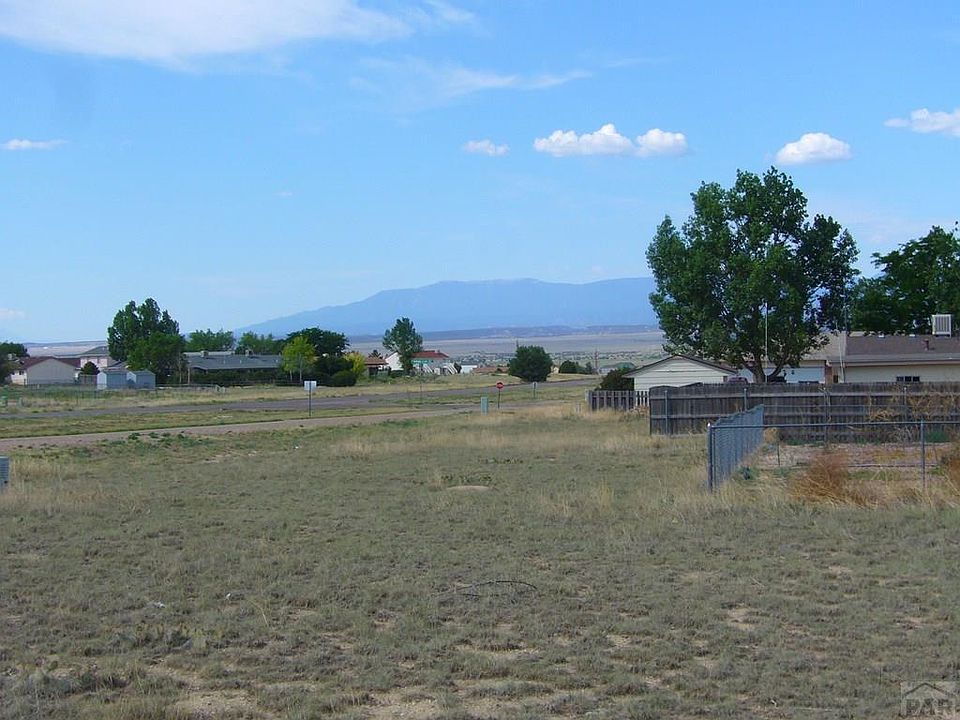 2nd image of 784 S Honeydew Dr