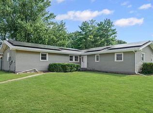 2524 County Road 500 E, Mahomet, IL 61853