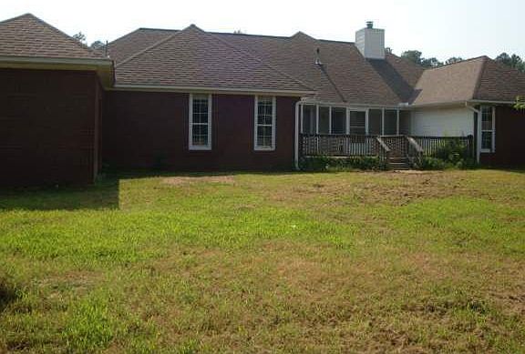 2nd image of 138 Charles Thomas Blvd