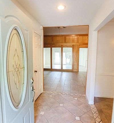 3rd image of 3327 Hunterwood Dr