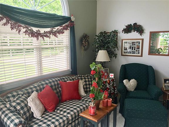 3rd image of 2529 Lilac Ct