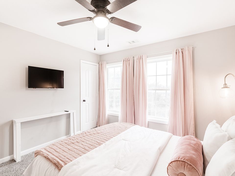 1st image of 517 Poston St