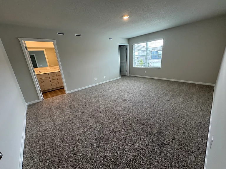 336 Ember Dr — Photo 6