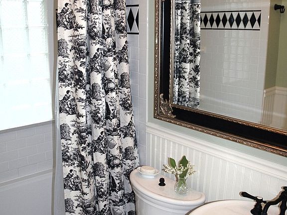 Brand new Kohler bath