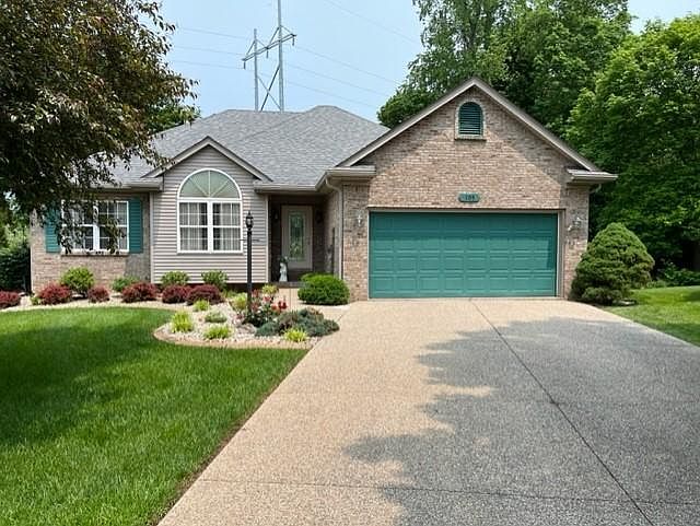 1st image of 105 Red Oak Ct