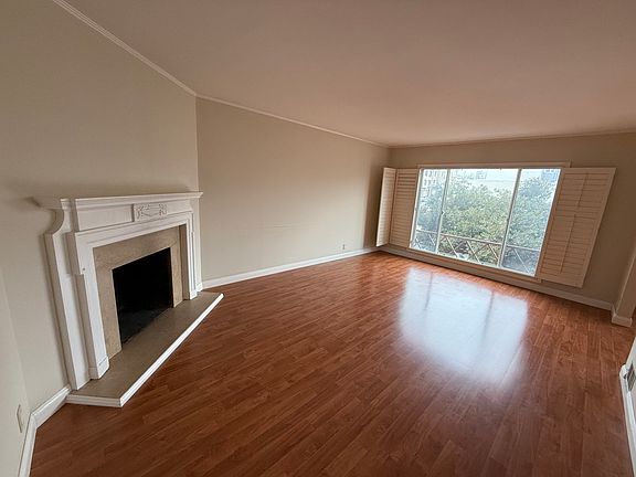 2nd image of 1390 25th Ave