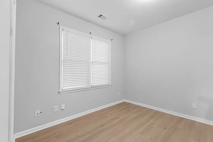 2375 Chandler Grove Dr — Photo 14