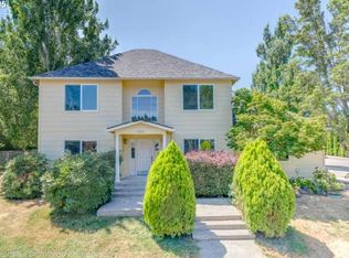 2831 NW Nahcotta St, Camas, WA 98607