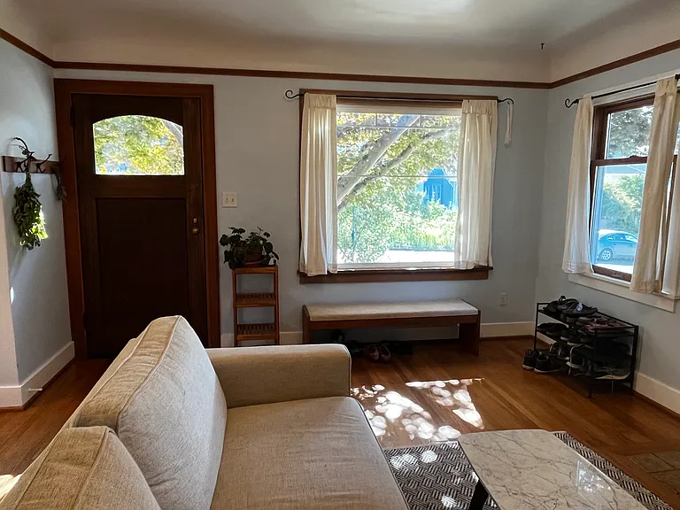 6035 26th Ave NE — Photo 7