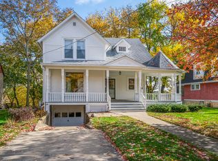 311 N 3rd St, Oregon, IL 61061