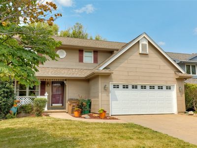 5051 Coachlight Dr, West Des Moines, IA, 50265