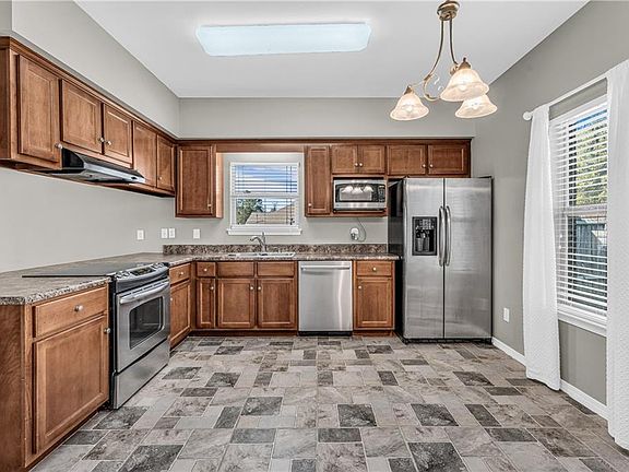 5th image of 13638 James Copeland Dr