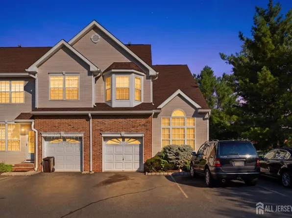 9 Gallop Ln, Somerset, NJ 08873