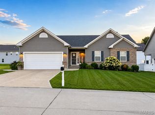 625 Lubbuck Ct, Moscow Mills, MO 63362