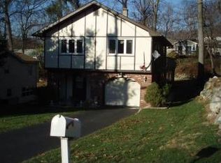 527 Edith Rd, Landing, NJ 07850