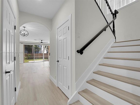 5th image of 8058 Bellagio Ln #8058