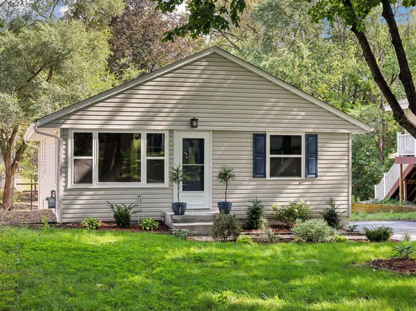 1833 Jersey Ave S, Saint Louis Park, MN 55426