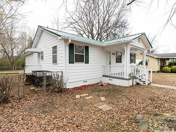 4th image of 3025 Highland Dr