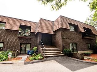 135 Forest St UNIT W6, Saugus, MA 01906