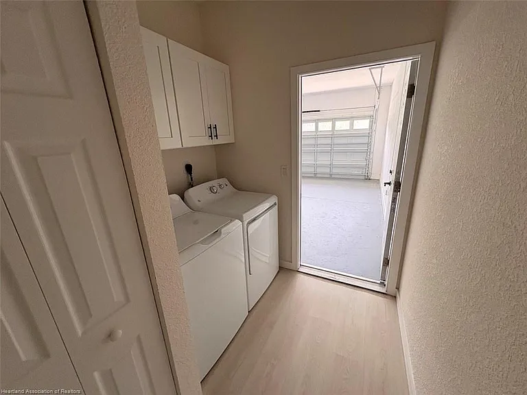 878 Durmon Ave — Photo 3