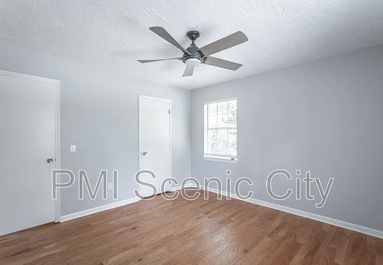 2508 Woodfin Ave — Photo 21
