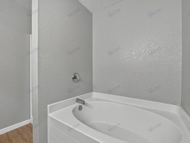 5408 Lansdowne Ave — Photo 18