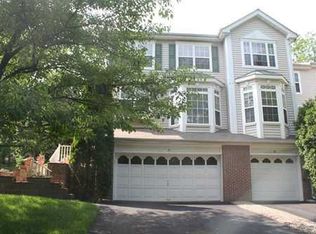 37 Lambiance Ct, Highland Park, NJ 08904